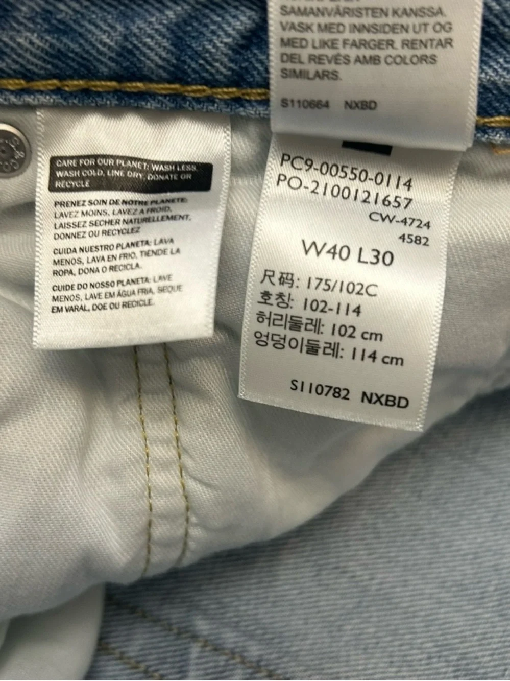Vintage Levis 550 Jeans Men’s 40x30 Relaxed Baggy Fit Light Wash Denim Y2K